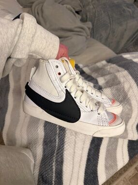 Nike Women’s Jumbo Blazer